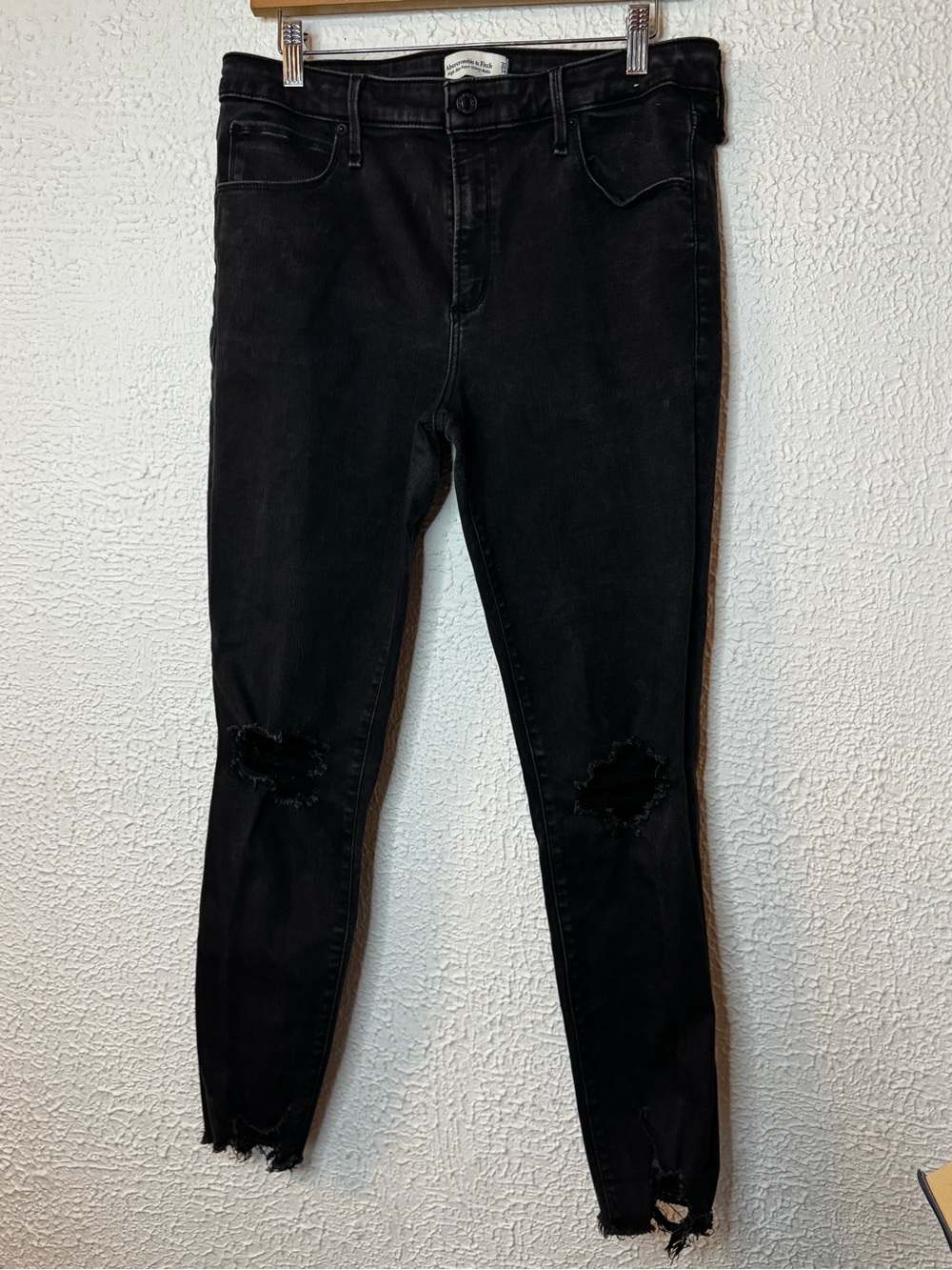 Abercrombie & Fitch Black High Rise Distressed Skinny Jeans